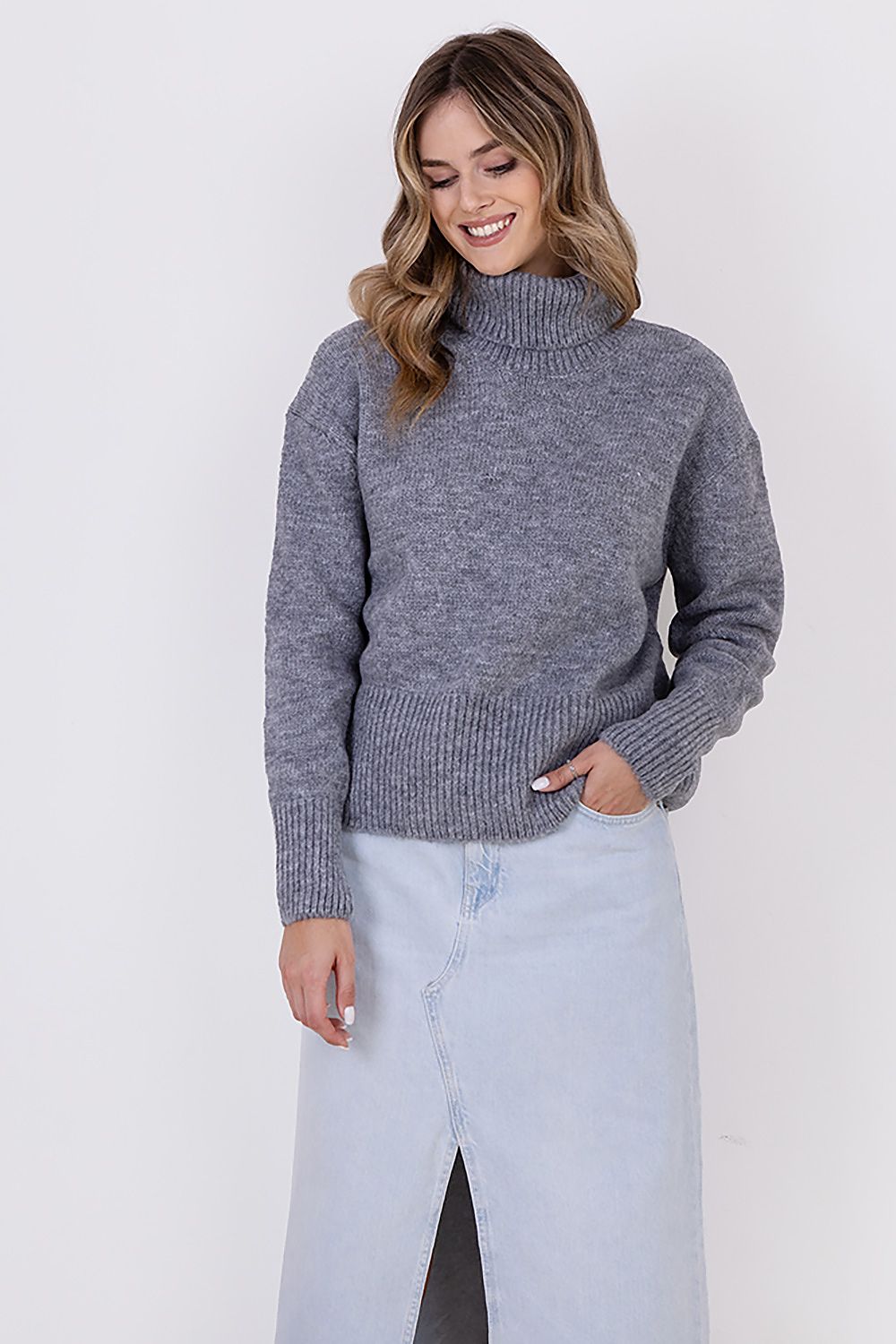 Turtleneck by MKM