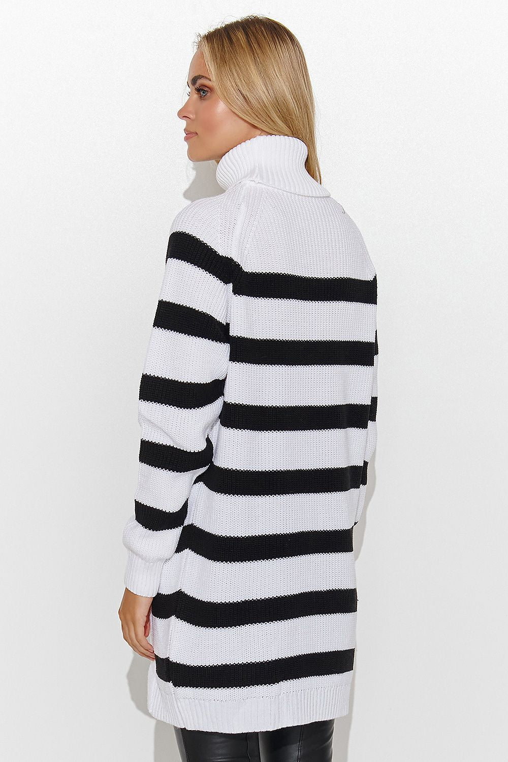 Stripes For Days by Makadamia
