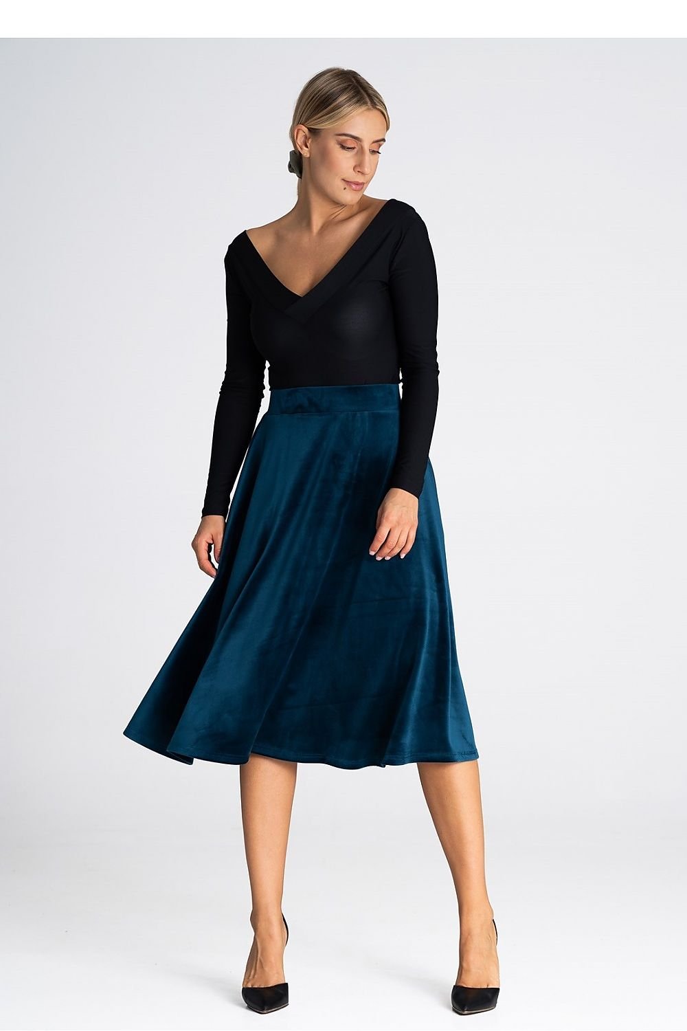 The Skirt by Figl