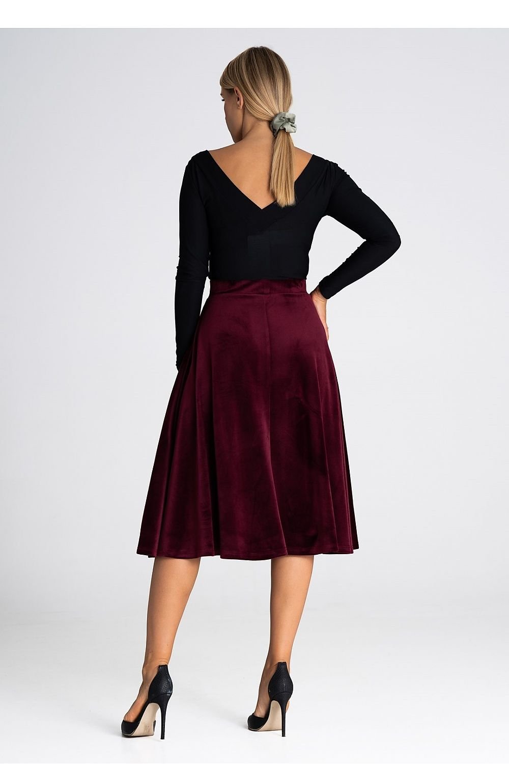 The Skirt by Figl