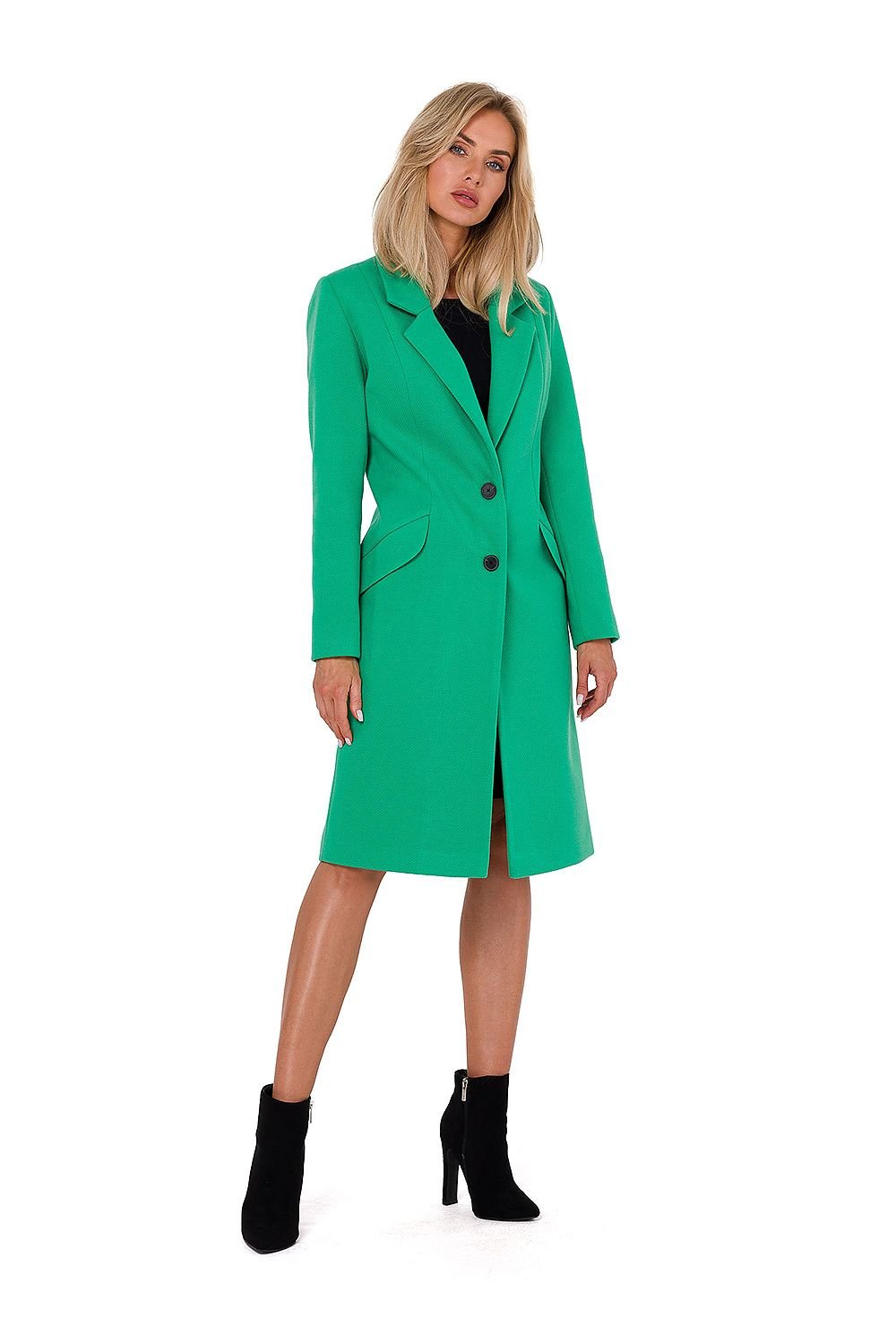 The Classic Coat by Moe