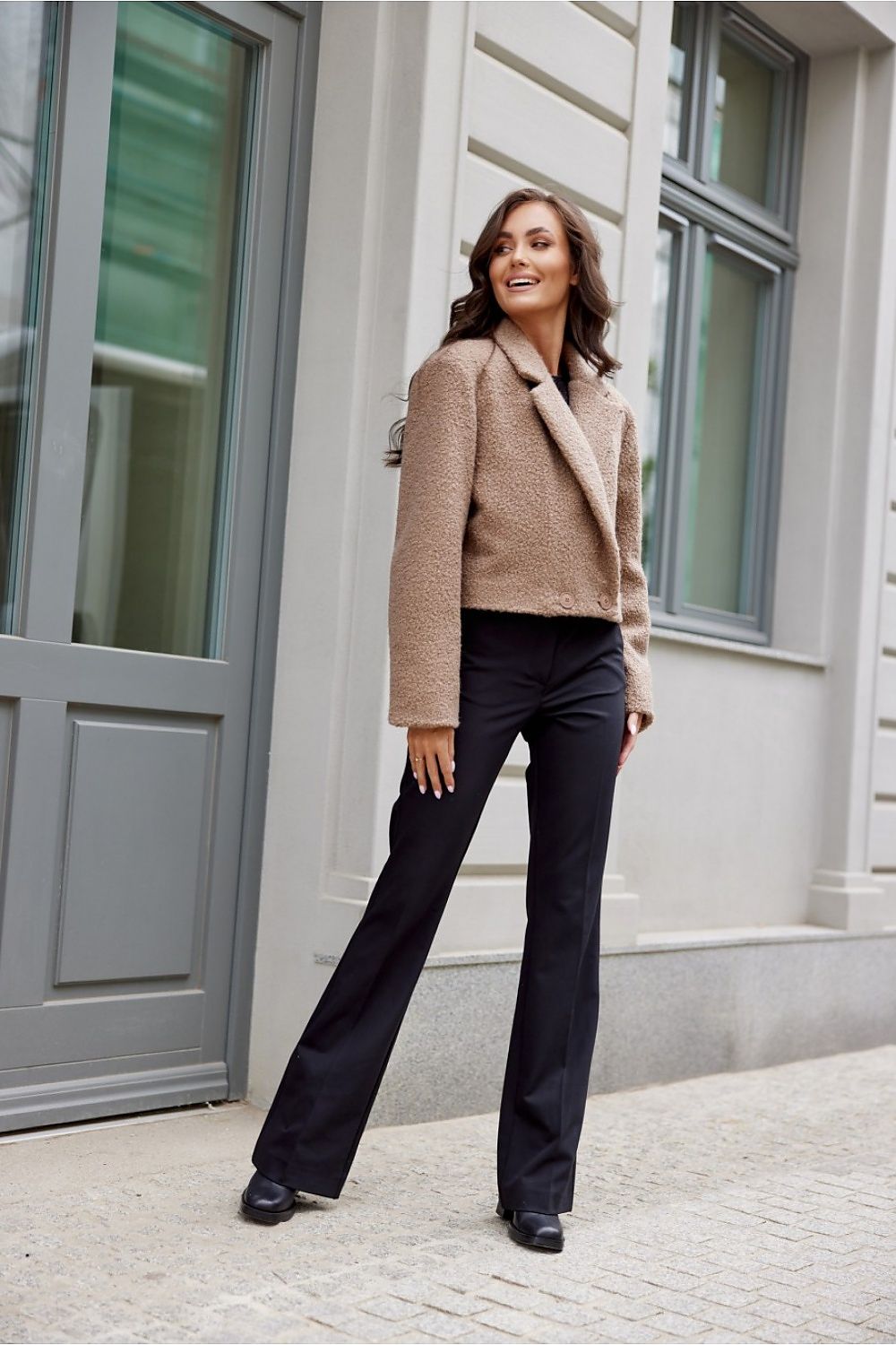 Cropped & Casual Autumn Jacket